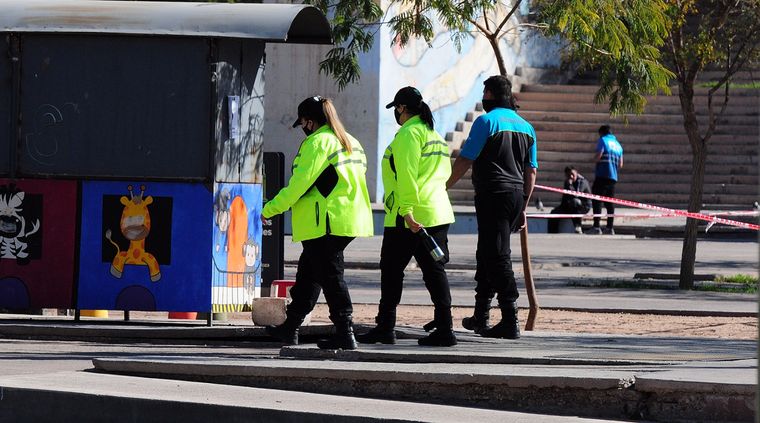 Un joven fue salvajemente golpeado este domingo en el Parque Central Foto: ALF PONCE MERCADO / MDZ