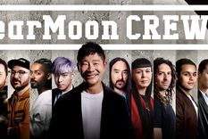 El multimillonario japonés y sus acompañantes. Foto: Dearmoon.earth