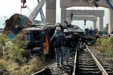 como es viajar por tren en tailandia y por que hubo una tragedia que dejo al menos 30 muertos como es viajar por tren en tailandia y por que hubo una tragedia que dejo al menos 30 muertos