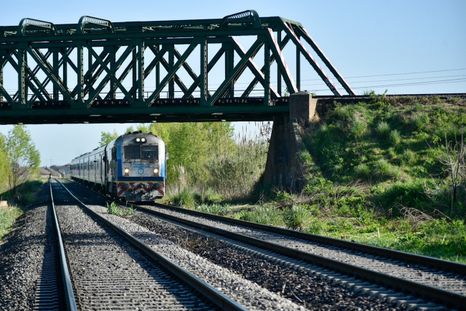 El Gobierno confirmó el plan para que haya un tren urbano entre Mendoza y el Este.&nbsp;