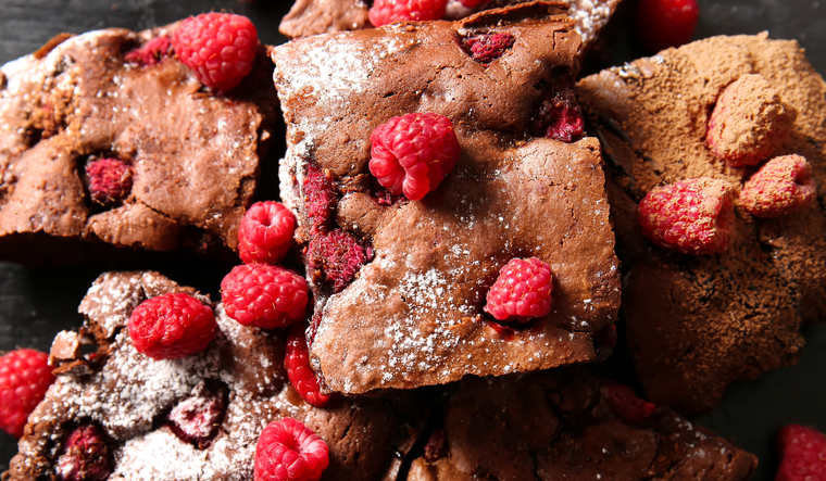 Sorprende a tus Invitados con brownies de frambuesa Sorprende a tus invitados con brownies de frambuesa para chuparse los dedos Foto: Shutterstock