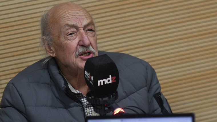 El encuestador Elbio Rodríguez vaticinó que Provincias Unidas tiene el libro de pases abierto.