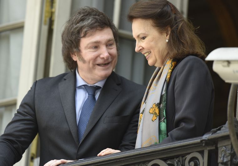 Otros tiempos: Javier Milei junto a Diana Mondino Foto: EFE