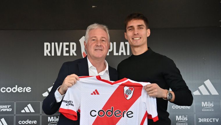 El día que River presentó a Federico Gattoni como refuerzo. Foto: Prensa River Plate