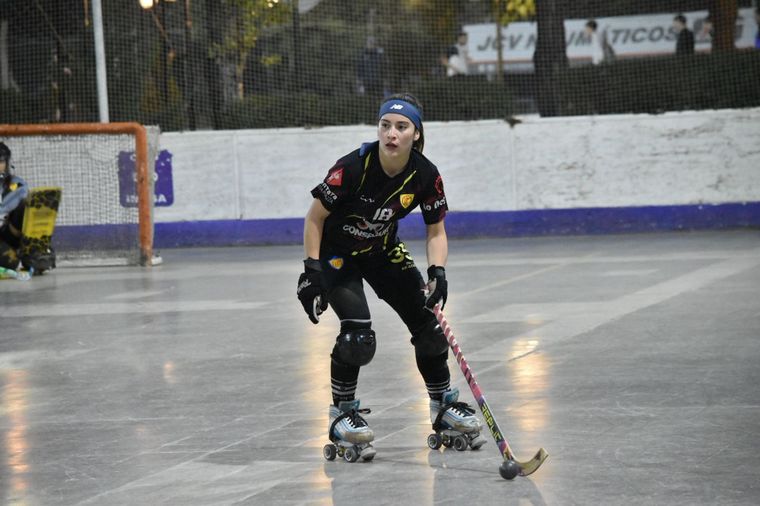 Maipú Giol y Murialdo debutaron en la Superliga femenina de hockey sobre patines. Maipú Giol y Murialdo debutaron en la Superliga femenina de hockey sobre patines.
