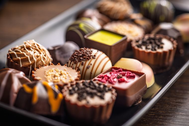 La mayoría de las personas se declara fanático del chocolate en todas sus formas. La mayoría de las personas se declara fanático del chocolate en todas sus formas.