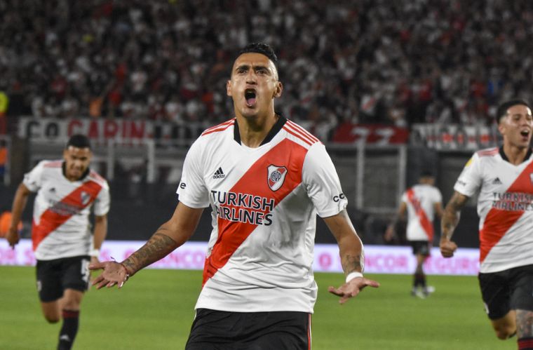 Matías Suárez decidió colgar los botines.