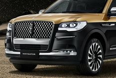 Lincoln Navigator Black Gold Edition