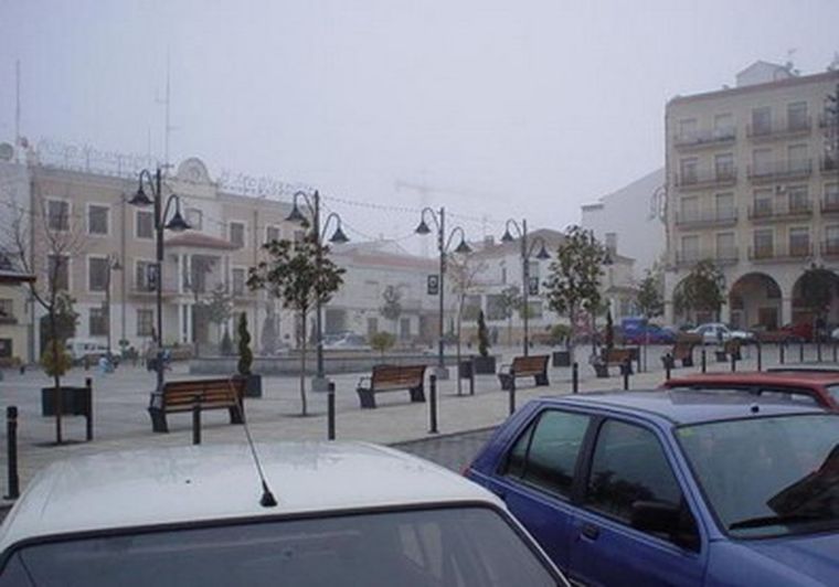 La plaza central y el Ayuntamiento de Socuéllamos