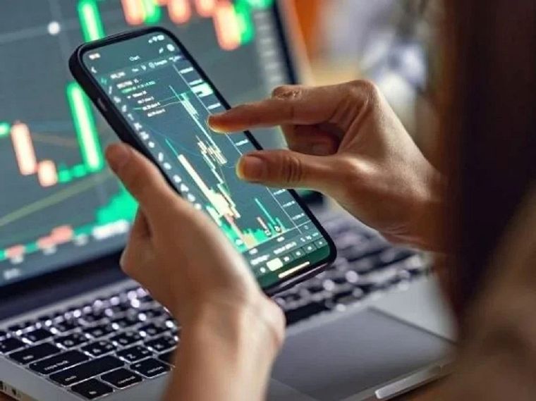 Los inversionistas podían comprar y vender criptomonedas en una plataforma virtual Foto: NA