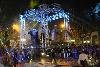 MDZol | Prix Dami, deslumbró con su puesta en escena aérea. Foto: Alf Ponce/MDZ