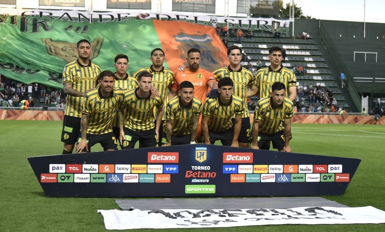 Aldosivi de Mar del Plata se juega la permanencia en Primera división en casa y la dirigencia quiere un Minella a explotar.