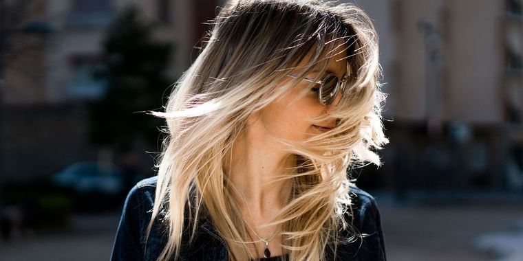 Te mostramos 5 cortes de pelo para lucir más juvenil que nunca. Foto: Elle