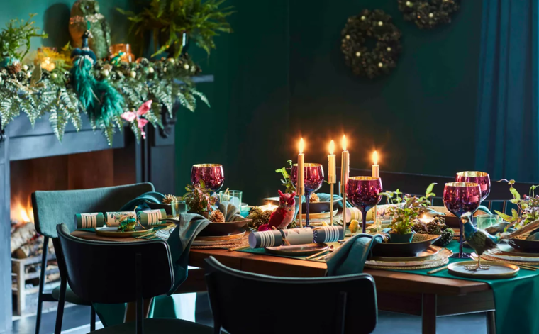 La Navidad es una celebración perfecta para decorar todo el hogar.  Foto: John Lewis