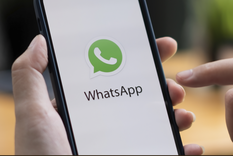 Con este simple truco prodrás acceder a los mensajes eliminados de tus contactos Foto: Shutterstock Con este simple truco prodrás acceder a los mensajes eliminados de tus contactos Foto: Shutterstock