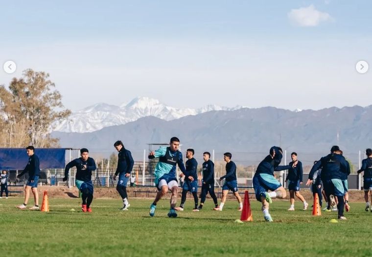 Muñoz entrena bajo la atenta mirada de Alfredo Berti. Muñoz entrena bajo la atenta mirada de Alfredo Berti.