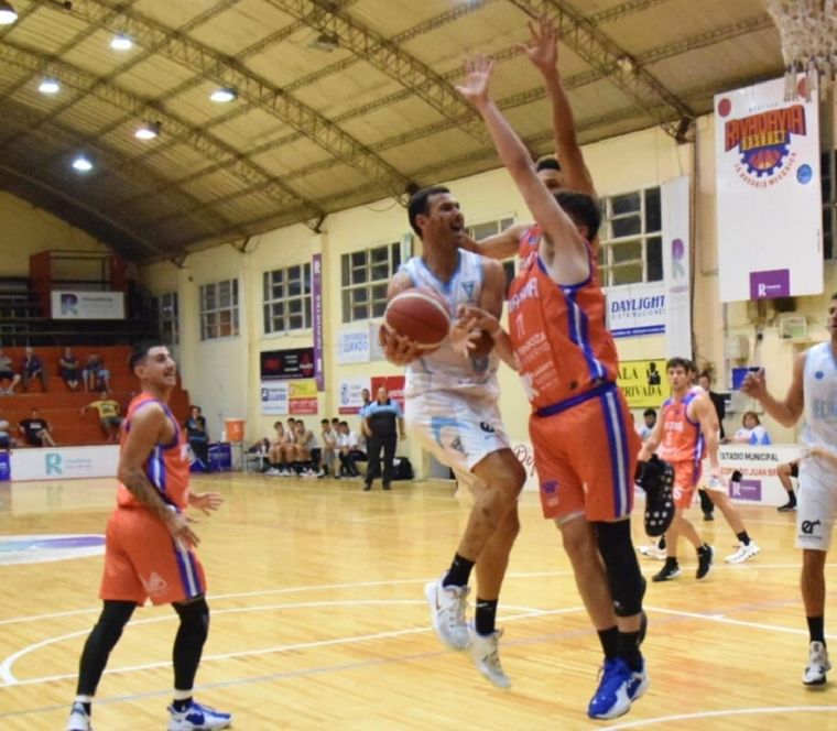 Foto: Salto Inicial.