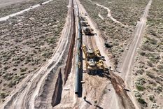 Es bueno que este tramo del gasoducto NeuBA III esté ya casi terminado. Foto: Télam Es bueno que este tramo del gasoducto NeuBA III esté ya casi terminado. Foto: Télam