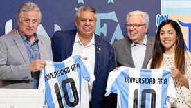 El día que Tapia lanzó la universidad de la AFA El día que Tapia lanzó la universidad de la AFA