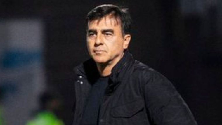 El técnico campeón no se puso de acuerdo con la dirigencia en el rumbo del proyecto deportivo para 2025 y seguirá su carrera en Gremio de Porto Alegre. Foto: @Velez