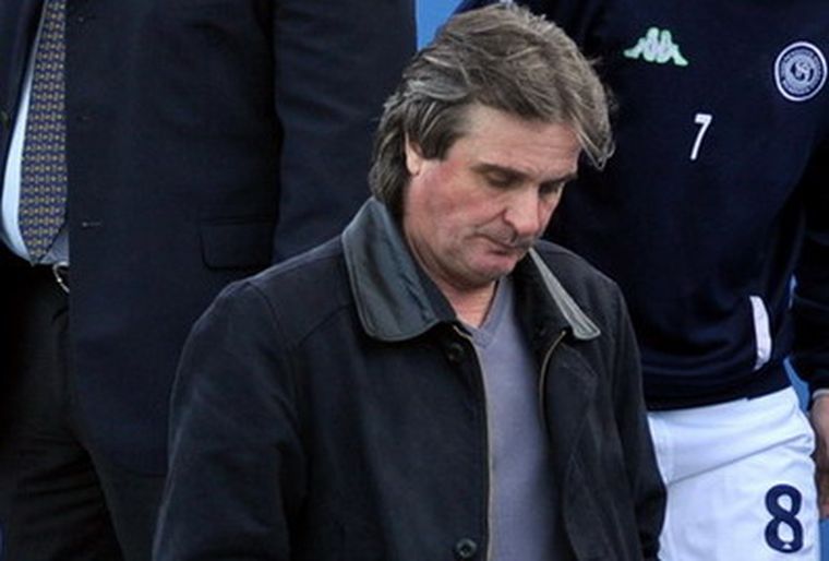 Ghiso sin respuestas.