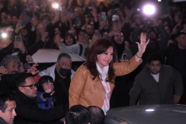 La vicepresidenta Cristina Fernández de Kirchner sufrió un atentando contra su vida, que aglutinó la solidaridad de todo el arco empresarial. Foto: Télam