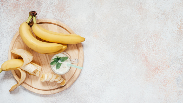 El licuado bien frío es un clásico del verano, y esta receta se adapta fácil a distintos gustos. El licuado bien frío es un clásico del verano, y esta receta se adapta fácil a distintos gustos.