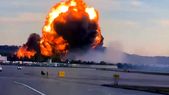 Momento del estallido del avión en Estados Unidos. Foto Efe Momento del estallido del avión en Estados Unidos. Foto Efe