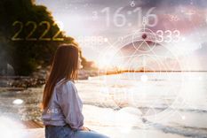 La numerología se la considera muy importante para las personas que están atravesando un despertar espiritual y también para quienes buscan darle un significado astrológico a sus vidas. Foto: Freepik
