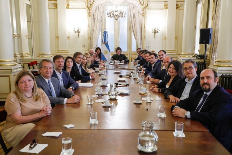 Javier Milei se reunió con miembros del Poder Legislativo Foto: Presidencia de la Nación