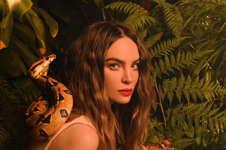 Belinda se autodefinió como reina de los amarres. Foto: INSTAGRAM @BELINDA