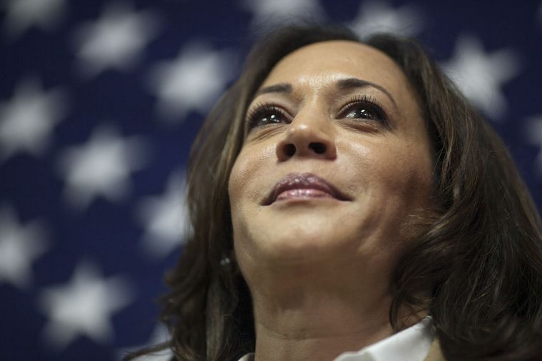 Harris cargó contra Trump y sus políticas arancelarias. Foto: Noticias Argentinas