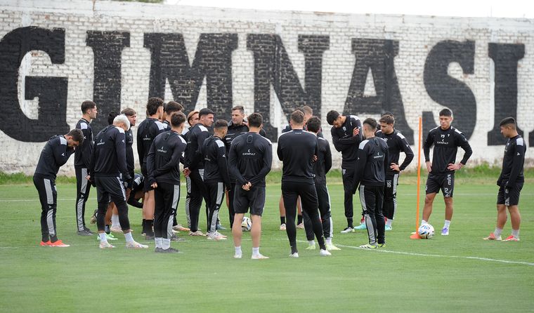 El plantel de Gimnasia entrenará hasta el 10 de diciembre y volverá el 2 de enero.