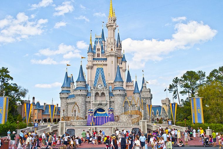 El castillo un ícono de Disney. Foto: Web