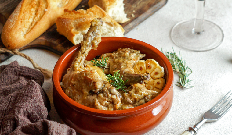 En muchas familias, esta receta se prepara para celebraciones especiales. En muchas familias, esta receta se prepara para celebraciones especiales.