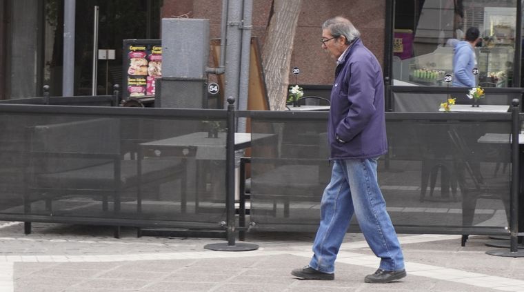 El pronóstico anticipa vientos del sur rotando al noreste y condiciones estables en la zona cordillerana. El pronóstico anticipa vientos del sur rotando al noreste y condiciones estables en la zona cordillerana.