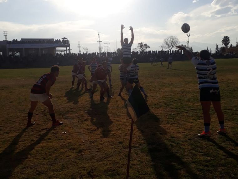 Los Tordos ganan y son líderes. Foto: Gentileza Maxi Paz