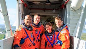 Los astronautas deberán cumplir con estudios. Los astronautas deberán cumplir con estudios.