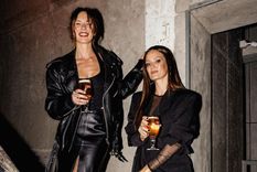 Las hermanas Paula y Delfina Chaves salvan nuestros looks de fin de semana con sus ideas tendencia Foto: Instagram