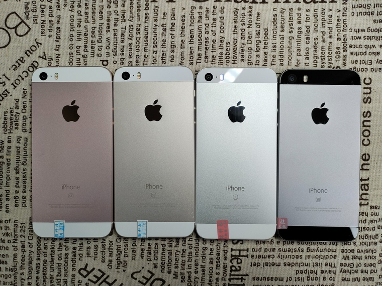 El modelo de 4 pulgadas, que se la bancó casi una década, entró finalmente en la lista de equipos obsoletos. El modelo de 4 pulgadas, que se la bancó casi una década, entró finalmente en la lista de equipos obsoletos.