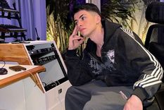 El cantante publicó una llamativa foto tras la viralización del video. Foto: Instagram: @lautygramcito