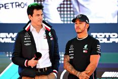 Toto Wolff mantuvo charlas con un ex campeón mundial que podría reemplazar a Hamilton Foto: @MercedesAMGF1