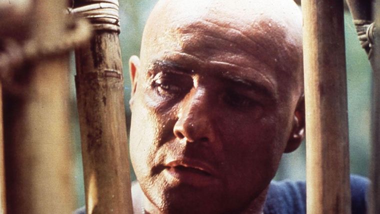 Marlon Brando llegó al set de filmación muy pasado de kilos y mal preparado para interpretar su papel.