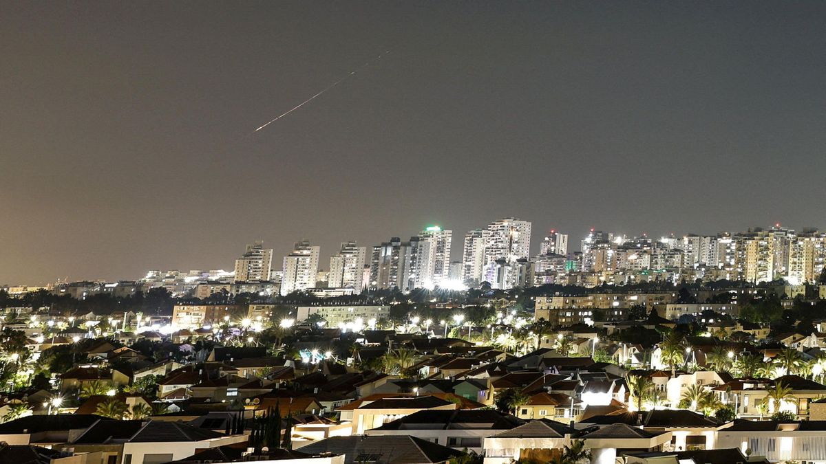 Irán lanza misiles contra Israel por primera vez desde el al