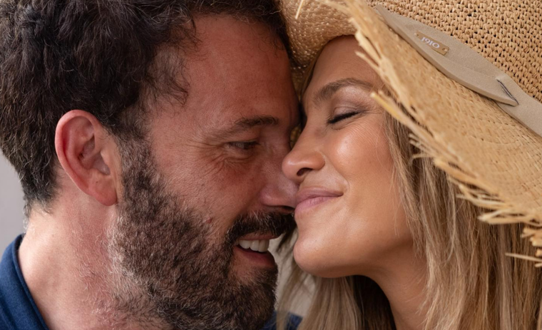 Recuerdos exclusivos de la boda de ensueños de Jennifer Lopez y Ben Affleck Jennifer Lopez y Ben Affleck están cada vez más enamorados. Foto: Instagram @jlo