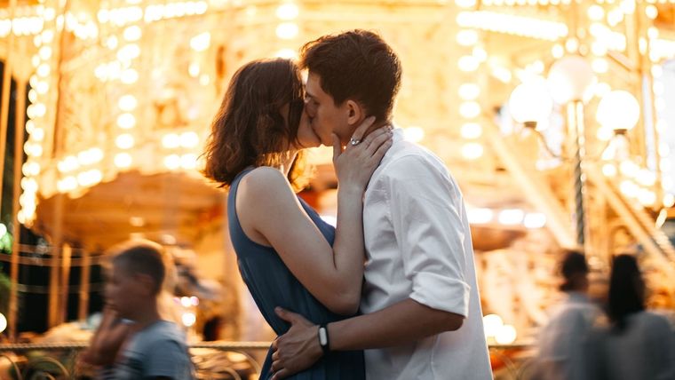 Consejo infalible para que  tu primera cita termine con un beso