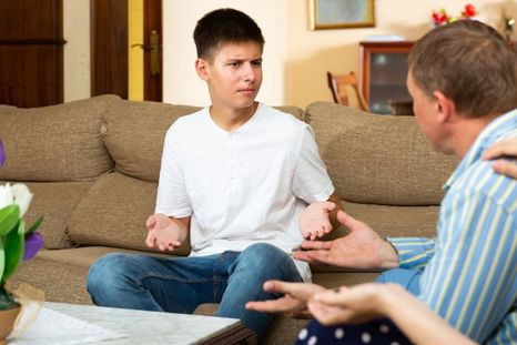 Uno de los mayores desafíos que enfrentan los adultos hoy es intentar conectar con los adolescentes impenetrables. Uno de los mayores desafíos que enfrentan los adultos hoy es intentar conectar con los adolescentes impenetrables.