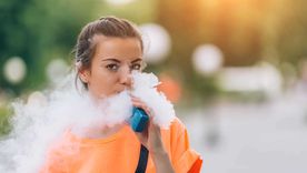 vapeo: una moda en auge entre los adolescentes que enciende alertas sanitarias vapeo: una moda en auge entre los adolescentes que enciende alertas sanitarias
