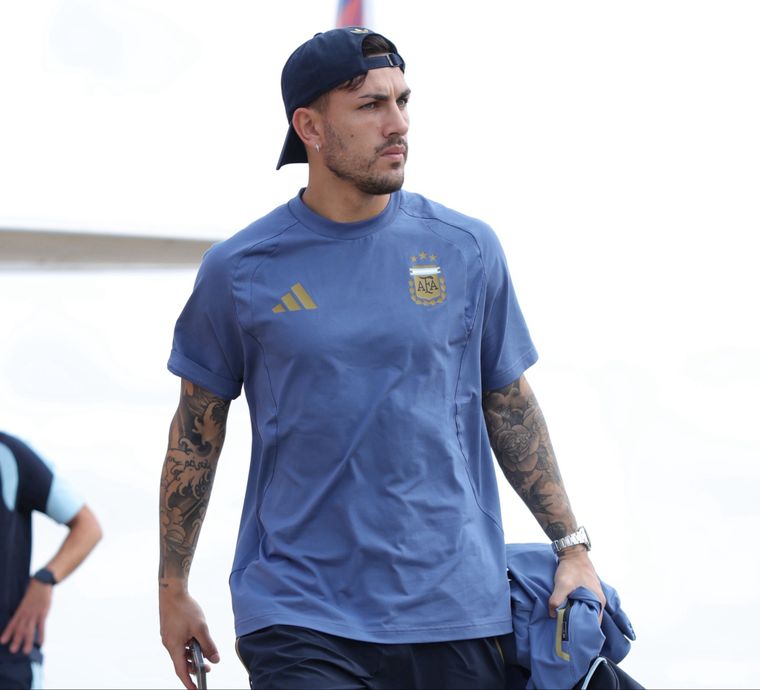 Leandro Paredes sigue entrenándose diferenciado tras su desgarro. Leandro Paredes sigue entrenándose diferenciado tras su desgarro.
