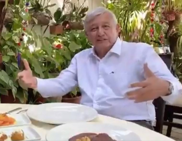 López Obrador AMLO se mostró confiado, más cerca de los mandatarios que priorizan la actividad económica sobre los riesgos sanitarios.
